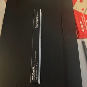 bareMinerals Lasting Lip Liner in Treasured Red